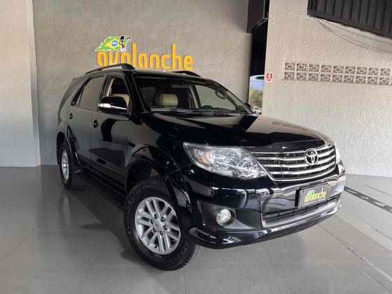 TOYOTA HILUX SW4 2.7 SR 4X2 16V FLEX 4P AUTOMÁTICO